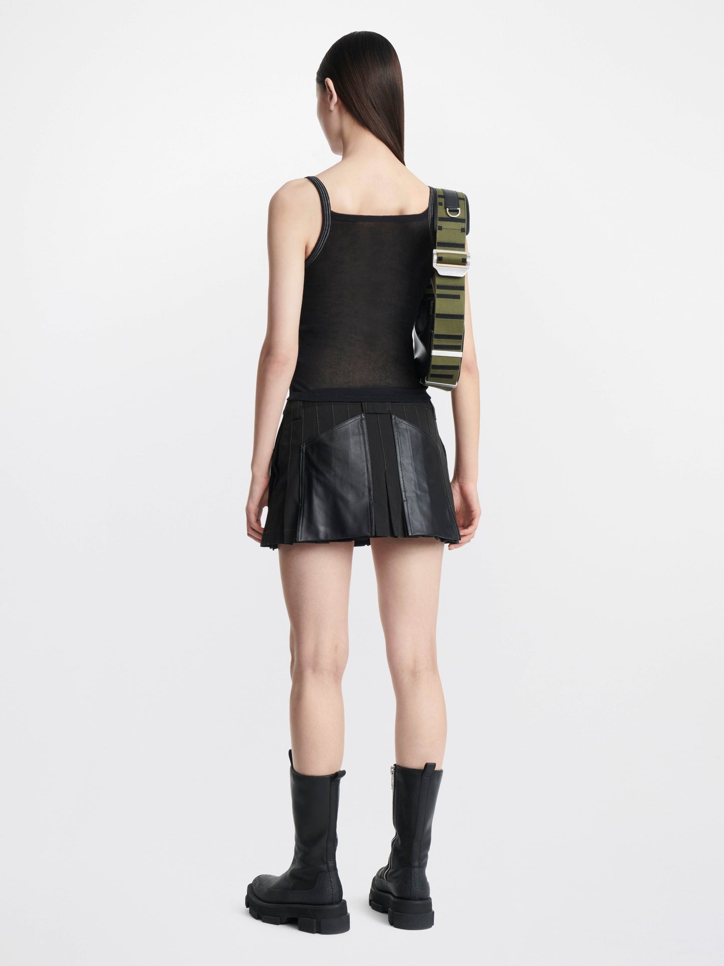 TRIPLE STITCH SCOOP TANK