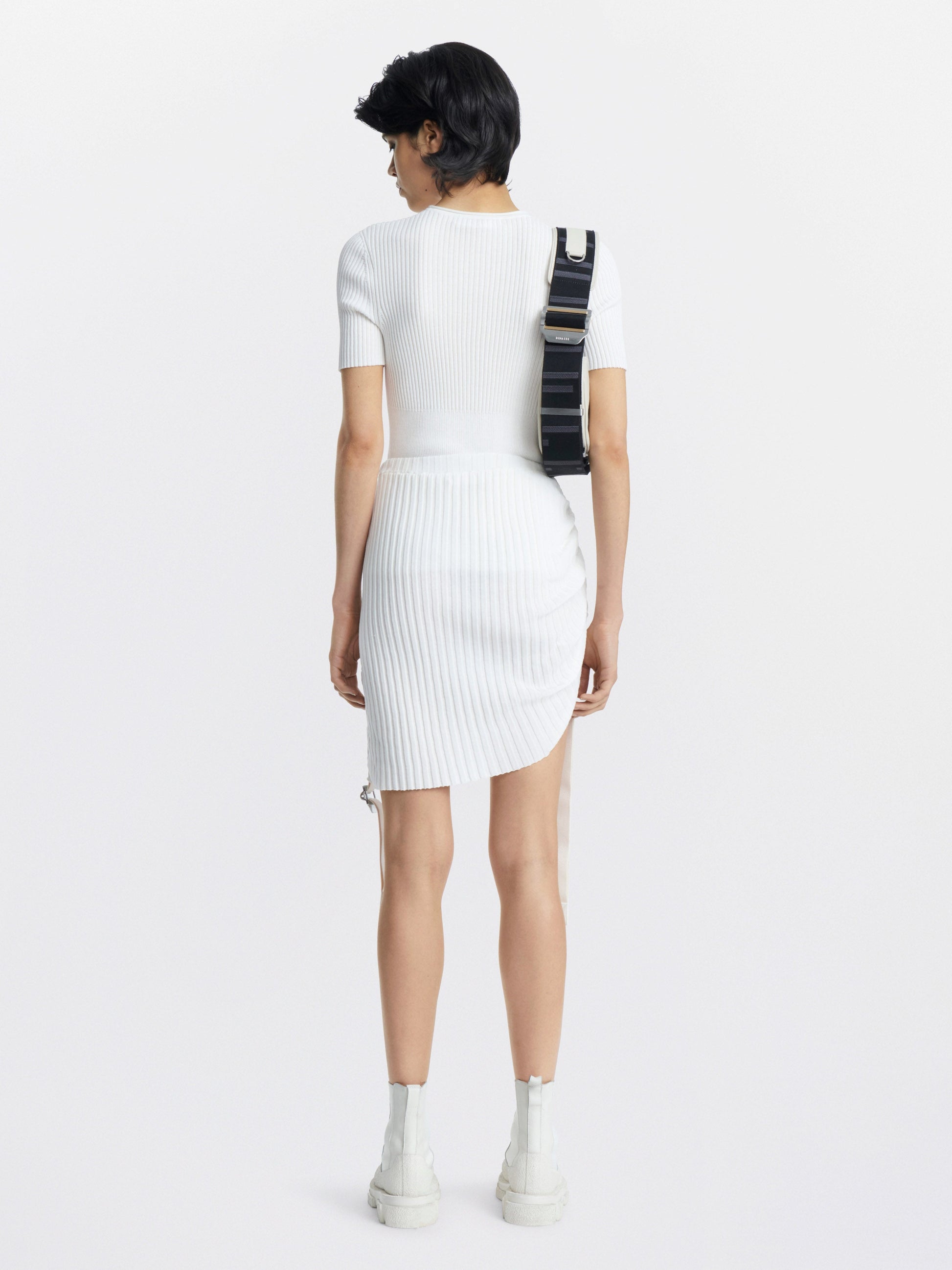 GRADIENT RIB T-SHIRT