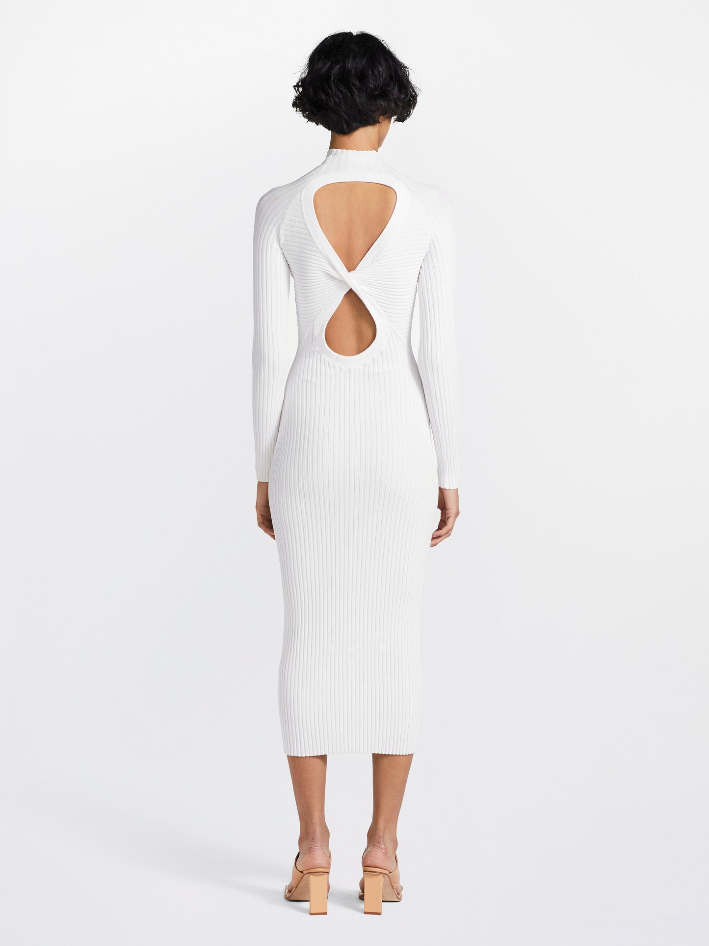FIGURE 8 REVERSIBLE DRESS