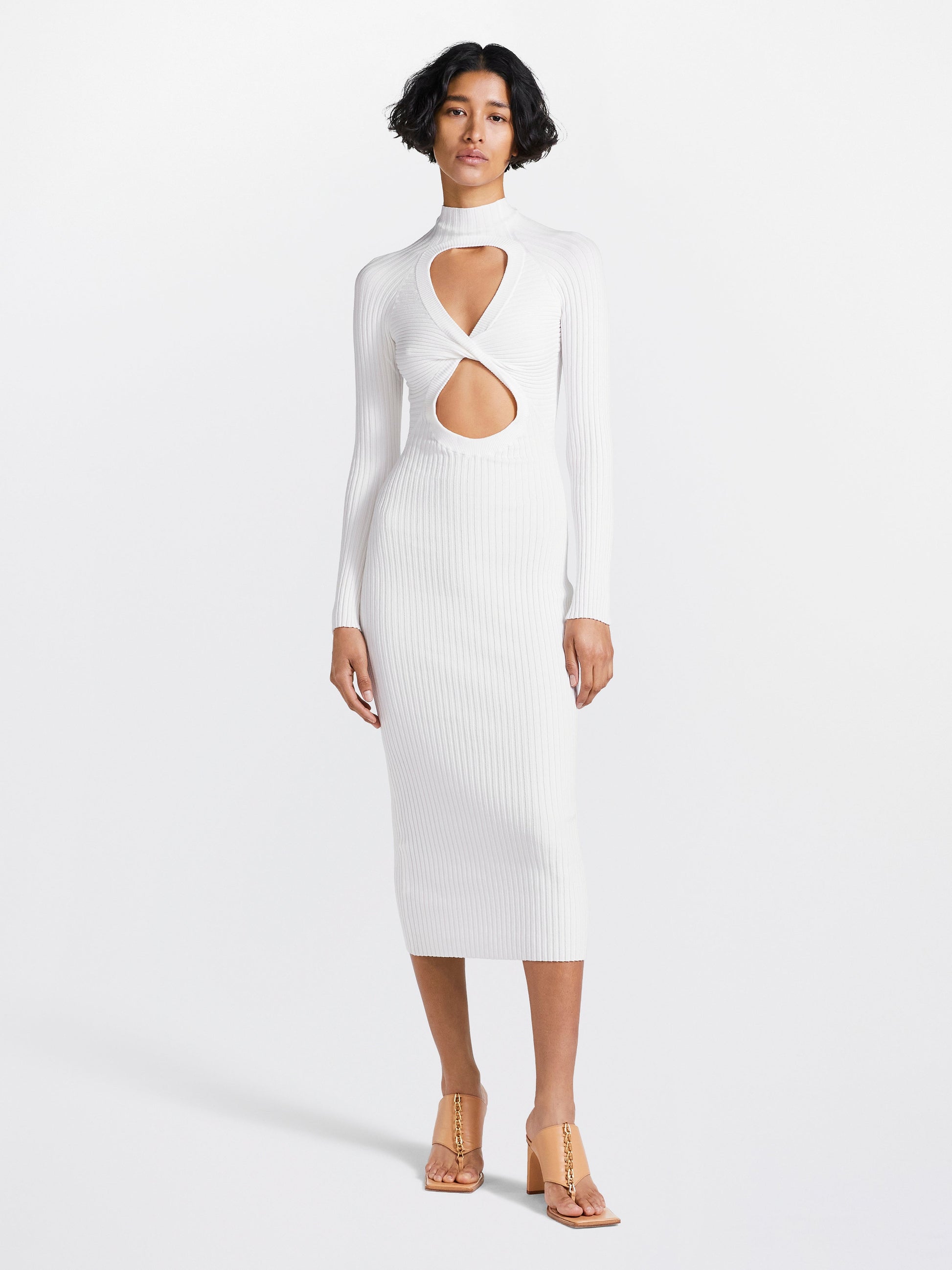 FIGURE 8 REVERSIBLE DRESS