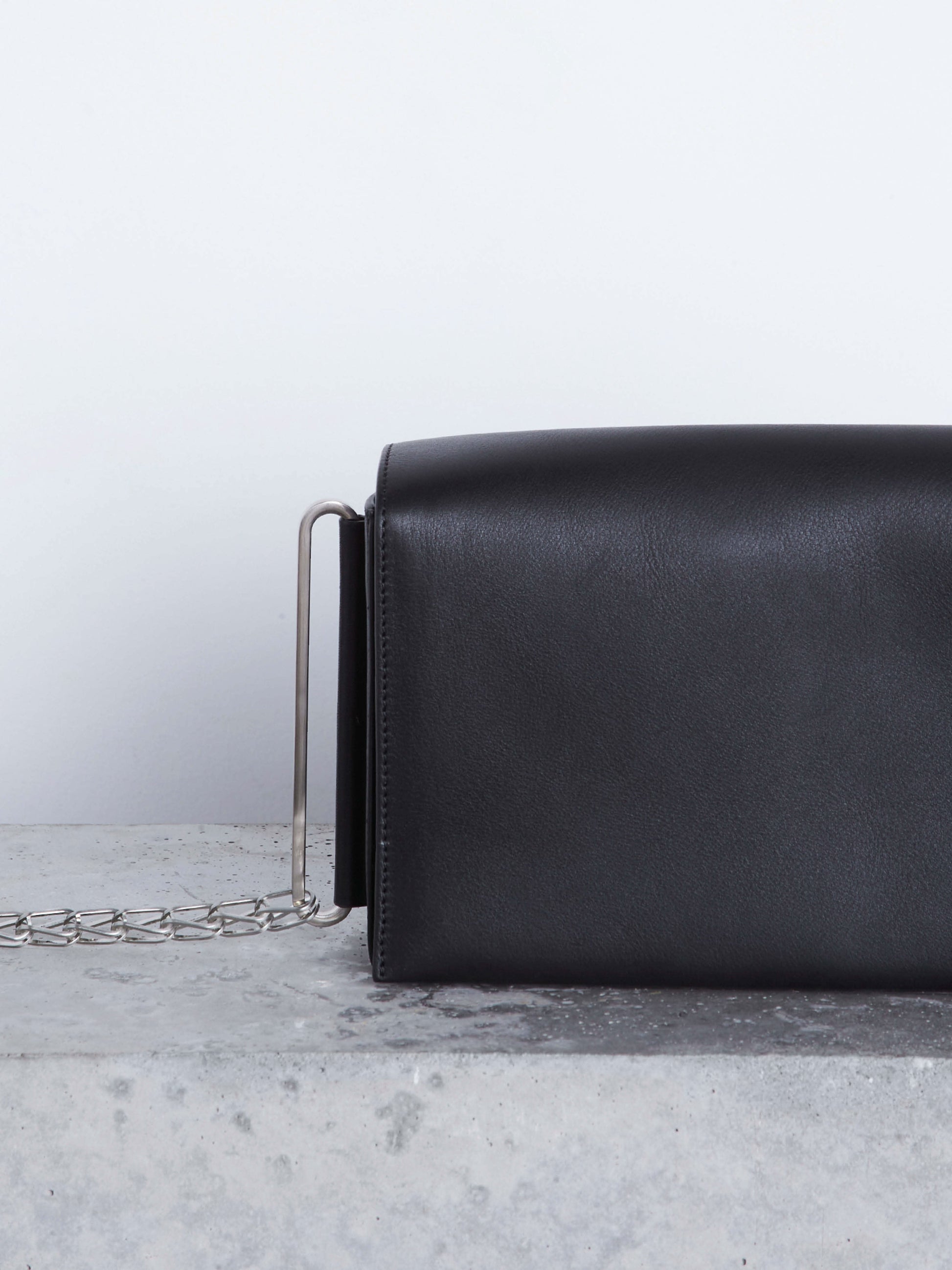 CHAIN LOOP BAG
